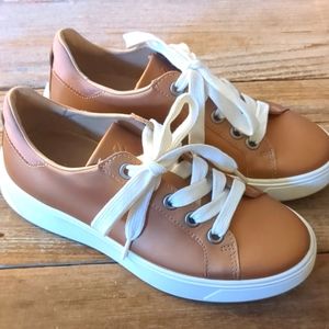 ECCO Womens Street Tray Tech Luxury Sneaker 5.5 5 6 walking arch support lk new